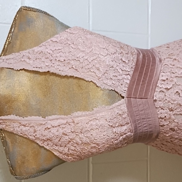 Elegant Pink Lace Halter Dress - Picture 3 of 14